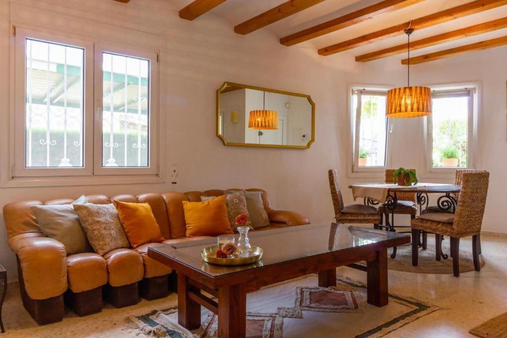 Oliva Nova Villa Mar Ngoại thất bức ảnh
